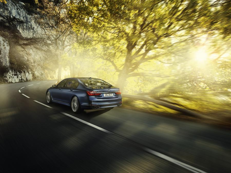  Alpina B7 Bi-Turbo Allrad (G12) 2016 года  (NA) (фото 20 из 40)